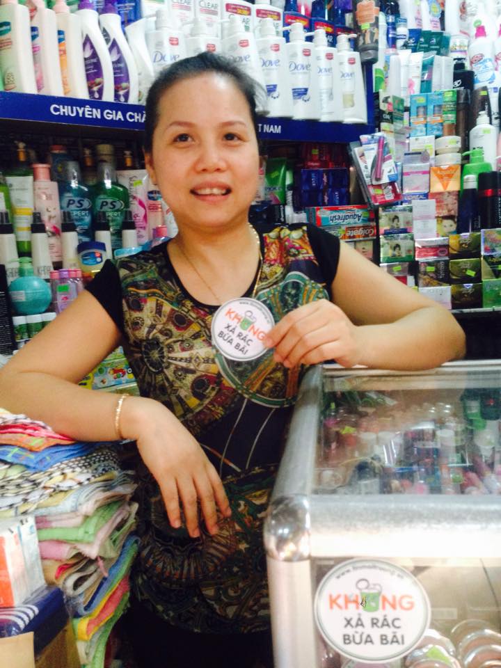 Tiểu[-]thương[-]chợ[-]Đông[-]Ba-[-]Huế[-]hưởng[-]ứng[-]"Không[-]xả[-]rác[-]bừa[-]bãi"